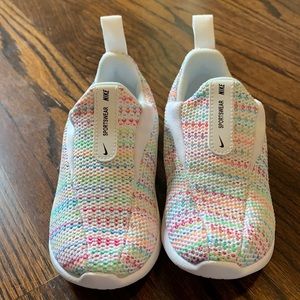 Never worn Nike sneakers